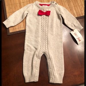 NWT Cat & Jack cream sweater 1 piece/red bow tie